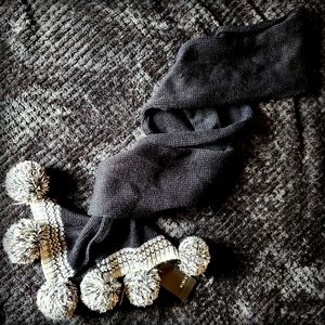 NWT JCPenny Black/White Winter Scarf with Ball Tassels